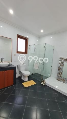 Rumah Luxury Modern Siap Huni di Warung Buncit Jakarta Selatan Rumah Luxury Modern Siap Huni di Warung Buncit Jakarta Selatan