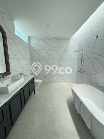 Hot Offer Hunian Mewah Ideal dan Luas di Tamalanrea, Makassar Hot Offer Hunian Mewah Ideal dan Luas di Tamalanrea, Makassar