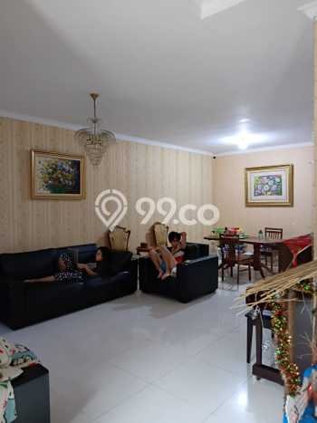 Rumah Mewah LB 128m2 Siap Pakai Desain Elegan di Gading Serpong The Spring, Tangerang Rumah Mewah LB 128m2 Siap Pakai Desain Elegan di Gading Serpong The Spring, Tangerang