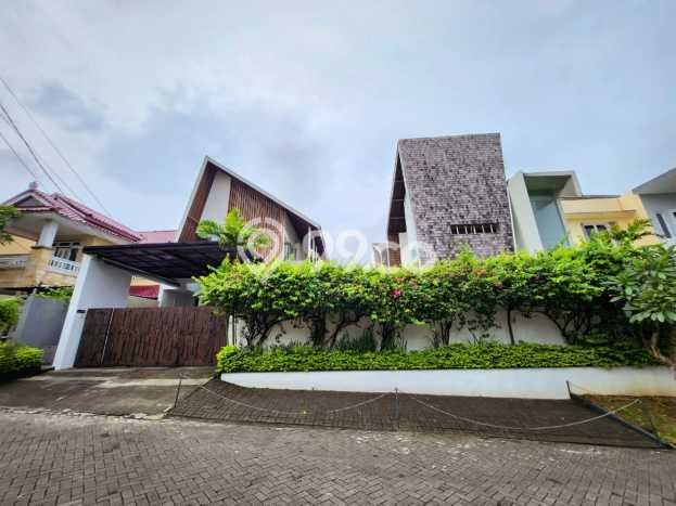 For Sale! Premium House LT 401m2 Desain Elegan di Puri Gading For Sale! Premium House LT 401m2 Desain Elegan di Puri Gading