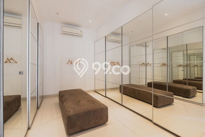 LOKASI STRATEGIS! Vila di Kuta Selatan, Luas 570m2m², Area Potensial LOKASI STRATEGIS! Vila di Kuta Selatan, Luas 570m2m², Area Potensial