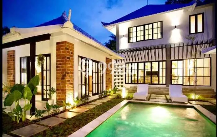 DIJUAL! Vila di , Luas 260m2m², Posisi Premium DIJUAL! Vila di , Luas 260m2m², Posisi Premium