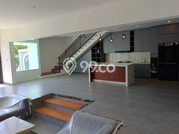 Vila Berkembang di , Dimensi 215m2m², Area Nyaman untuk Anda Vila Berkembang di , Dimensi 215m2m², Area Nyaman untuk Anda