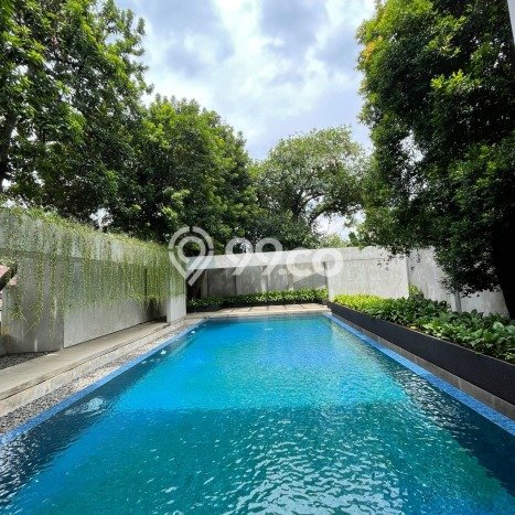 Dijual Rumah Premium dengan Fasilitas Sekitar Komplit di Cilandak, Jakarta Selatan Dijual Rumah Premium dengan Fasilitas Sekitar Komplit di Cilandak, Jakarta Selatan