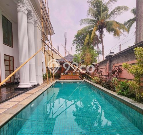 Jual Rumah Mewah Megah Dengan View Eksklusif di Pondok Indah, Jakarta Selatan Jual Rumah Mewah Megah Dengan View Eksklusif di Pondok Indah, Jakarta Selatan