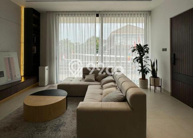 Dijual Rumah Elit Exclusive di Cilandak, Jakarta Selatan Dijual Rumah Elit Exclusive di Cilandak, Jakarta Selatan