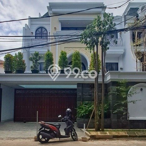 Hunian Eksklusif Siap Huni LT 329m2 di Cilandak, Jakarta Selatan Hunian Eksklusif Siap Huni LT 329m2 di Cilandak, Jakarta Selatan