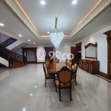 Ready to Use! Luxury House LT 883m2 Desain Modern di Pondok Indah Ready to Use! Luxury House LT 883m2 Desain Modern di Pondok Indah