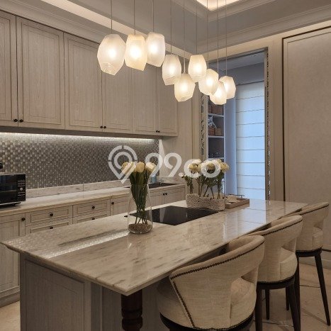 Rumah Elit Modern Tanpa Renovasi di Lebak Bulus Jakarta Selatan Rumah Elit Modern Tanpa Renovasi di Lebak Bulus Jakarta Selatan