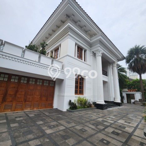 Ready to Use! Luxury House LT 883m2 Desain Modern di Pondok Indah Ready to Use! Luxury House LT 883m2 Desain Modern di Pondok Indah