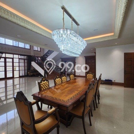 Ready to Use! Luxury House LT 883m2 Desain Modern di Pondok Indah Ready to Use! Luxury House LT 883m2 Desain Modern di Pondok Indah