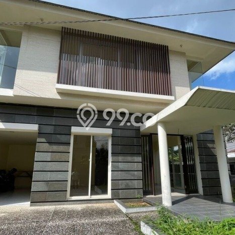 Rumah Elit Modern Tanpa Renovasi di Cipete Jakarta Selatan Rumah Elit Modern Tanpa Renovasi di Cipete Jakarta Selatan