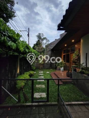 Rumah Elit Modern Tanpa Renovasi di BKR Bandung Rumah Elit Modern Tanpa Renovasi di BKR Bandung
