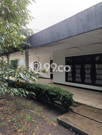 Ready to Use! Luxury House LT 1295m2 Desain Modern di Dago Ready to Use! Luxury House LT 1295m2 Desain Modern di Dago