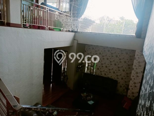 Siap Huni Rumah Mewah 6 Kamar di Cileunyi Dekat ke Mana Pun Siap Huni Rumah Mewah 6 Kamar di Cileunyi Dekat ke Mana Pun