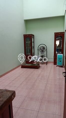 For Sale! Luxury House LT 270m2 Desain Elegan di Turangga For Sale! Luxury House LT 270m2 Desain Elegan di Turangga