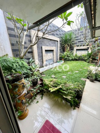 PROMO SPESIAL! Jual Rumah Berkualitas di Kota Baru Parahyangan, Bandung, Luas Tanah 220m² Luas Bangunan 285m² PROMO SPESIAL! Jual Rumah Berkualitas di Kota Baru Parahyangan, Bandung, Luas Tanah 220m² Luas Bangunan 285m²