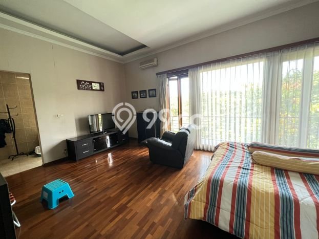 Siap Huni Rumah Mewah 5 Kamar di Kota Baru Parahyangan Dekat ke Mana Saja Siap Huni Rumah Mewah 5 Kamar di Kota Baru Parahyangan Dekat ke Mana Saja