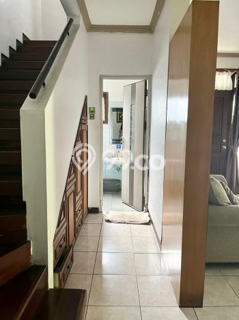 Rumah Elit Modern Tanpa Renovasi di Kota Baru Parahyangan Bandung Rumah Elit Modern Tanpa Renovasi di Kota Baru Parahyangan Bandung