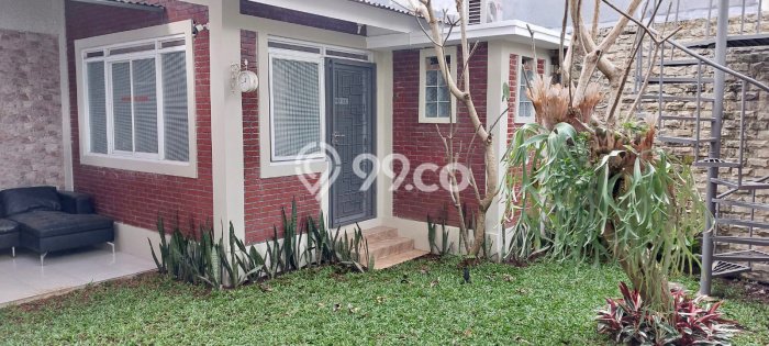 HARGA SPECIAL! Rumah Asri lokasi Kota Baru Parahyangan, Luas 242m² LB 200m² HARGA SPECIAL! Rumah Asri lokasi Kota Baru Parahyangan, Luas 242m² LB 200m²