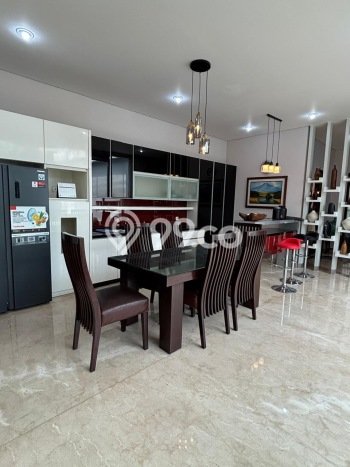 Hunian Mewah LB 400m2 Siap Pakai Desain Elegan di Kota Baru Parahyangan, Bandung Hunian Mewah LB 400m2 Siap Pakai Desain Elegan di Kota Baru Parahyangan, Bandung