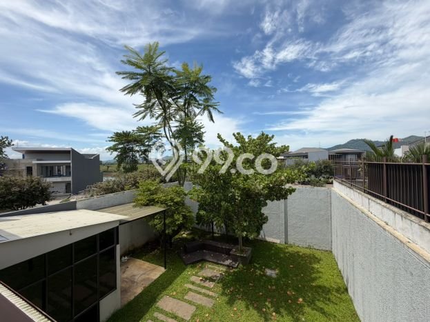 Jarang Ada! Rumah Kontrakan 4 Kamar Bagus Siap Huni Kota Baru Parahyangan Jarang Ada! Rumah Kontrakan 4 Kamar Bagus Siap Huni Kota Baru Parahyangan