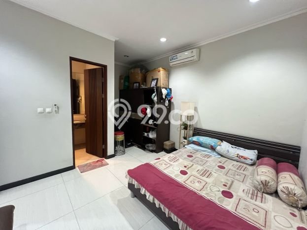 Sewa Rumah Harga Terjangkau di Kota Baru Parahyangan Bandung dengan 4 KT Sewa Rumah Harga Terjangkau di Kota Baru Parahyangan Bandung dengan 4 KT
