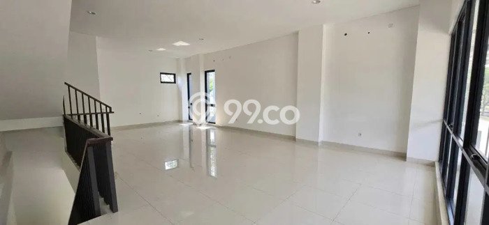 Area Ramai! Ruko Dijual di BSD untuk Bisnis Luas Bangunan 148m2 Area Ramai! Ruko Dijual di BSD untuk Bisnis Luas Bangunan 148m2