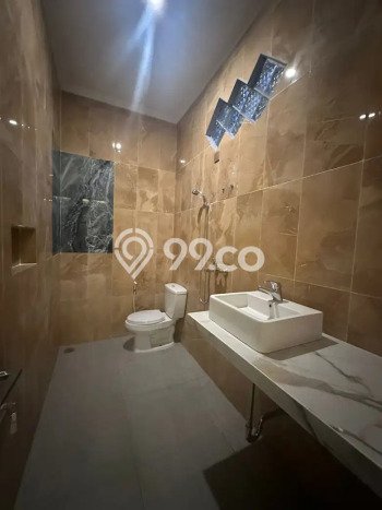 Rumah Minimalis 3 Kamar LT 162m2 di BSD Rumah Minimalis 3 Kamar LT 162m2 di BSD
