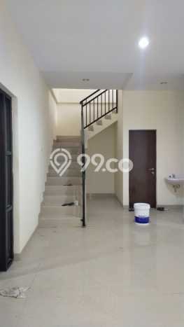 Rumah Strategis Minimalis Lb 150m2 di Serpong, Tangerang Selatan Rumah Strategis Minimalis Lb 150m2 di Serpong, Tangerang Selatan
