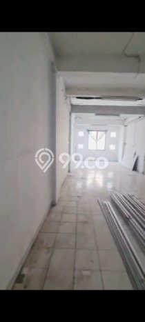 Ruko untuk Disewa di Pusat Jakarta Barat Luas Bangunan 76m2 Ruko untuk Disewa di Pusat Jakarta Barat Luas Bangunan 76m2