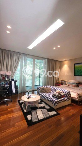 Hunian Elit LB 1900m2 Siap Huni Desain Elegan di Pantai Indah Kapuk, Jakarta Utara Hunian Elit LB 1900m2 Siap Huni Desain Elegan di Pantai Indah Kapuk, Jakarta Utara