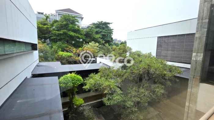 Hunian Elit LB 1900m2 Siap Huni Desain Elegan di Pantai Indah Kapuk, Jakarta Utara Hunian Elit LB 1900m2 Siap Huni Desain Elegan di Pantai Indah Kapuk, Jakarta Utara