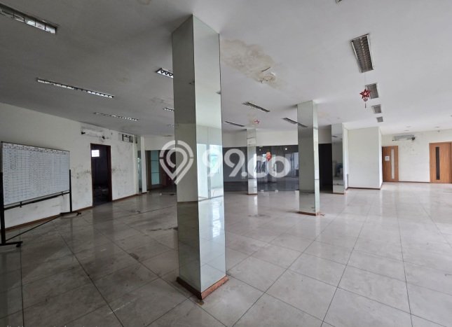 Lokasi Strategis! Dijual Gudang Bisnis di Pulo Gadung, Jakarta Timur Kondisi Baik Lokasi Strategis! Dijual Gudang Bisnis di Pulo Gadung, Jakarta Timur Kondisi Baik
