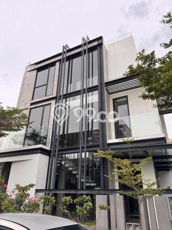 Rumah Elit Modern Siap Huni di Pantai Indah Kapuk Jakarta Utara Rumah Elit Modern Siap Huni di Pantai Indah Kapuk Jakarta Utara