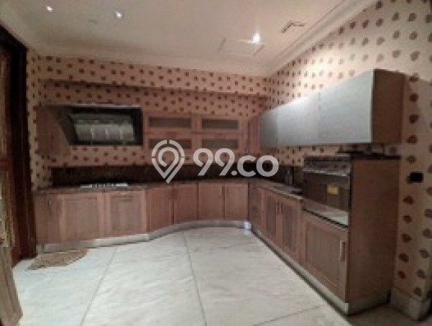 Hunian Apartemen High-Class untuk Dijual di Jakarta Pusat dengan 4 BR & 4 Kamar Mandi Hunian Apartemen High-Class untuk Dijual di Jakarta Pusat dengan 4 BR & 4 Kamar Mandi