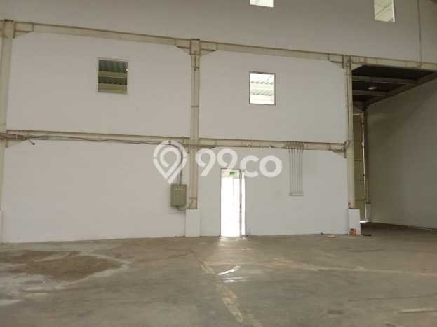 LOKASI STRATEGIS! Gudang Kawasan Cikarang, Luas 2311m², Pusat Perdagangan LOKASI STRATEGIS! Gudang Kawasan Cikarang, Luas 2311m², Pusat Perdagangan