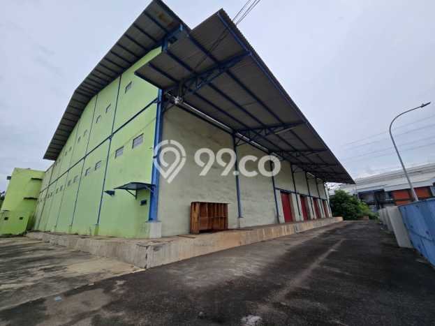 Lokasi Strategis! Dijual Gudang Bisnis di Pulo Gadung, Jakarta Timur Kondisi Baik Lokasi Strategis! Dijual Gudang Bisnis di Pulo Gadung, Jakarta Timur Kondisi Baik