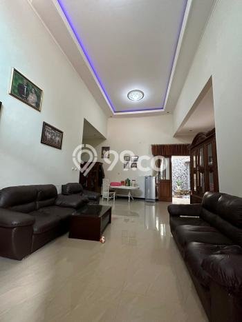 Ready to Use! Premium House LT 472m2 Desain Modern di Sleman Ready to Use! Premium House LT 472m2 Desain Modern di Sleman