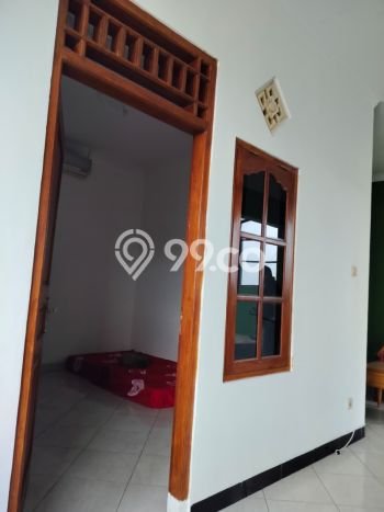 Rumah Modern 5 KT di Sleman Yogyakarta Full Furnished Rumah Modern 5 KT di Sleman Yogyakarta Full Furnished