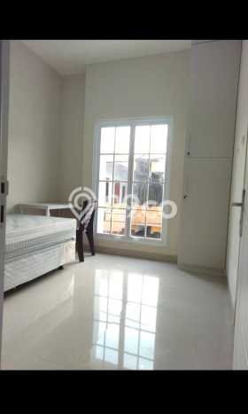 Rumah Kost untuk Dijual di Sleman dengan 18 KT, 18 KM, Luas 450m2 Rumah Kost untuk Dijual di Sleman dengan 18 KT, 18 KM, Luas 450m2