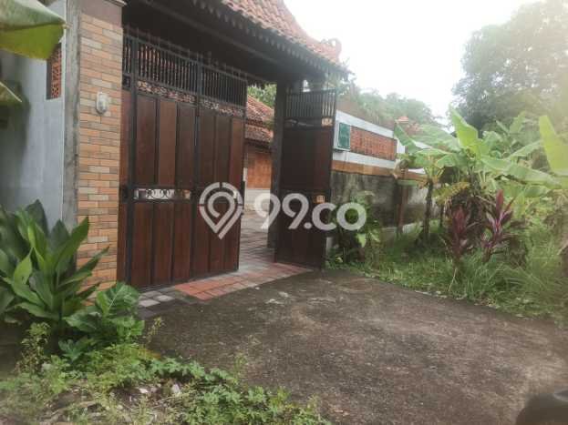 For Sale Rumah 3 Kamar Lokasi Ideal Bagus dan Strategis di Sleman For Sale Rumah 3 Kamar Lokasi Ideal Bagus dan Strategis di Sleman