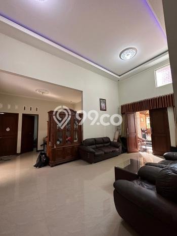 Ready to Use! Premium House LT 472m2 Desain Modern di Sleman Ready to Use! Premium House LT 472m2 Desain Modern di Sleman