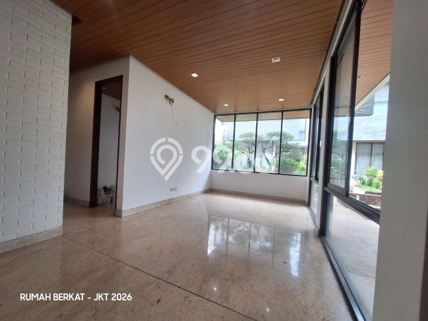 Jual Rumah Luas Elegan Dengan View Eksklusif di Ampera, Jakarta Selatan Jual Rumah Luas Elegan Dengan View Eksklusif di Ampera, Jakarta Selatan