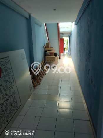 Hunian Eksklusif Siap Huni LT 386m2 di Menteng, Jakarta Pusat Hunian Eksklusif Siap Huni LT 386m2 di Menteng, Jakarta Pusat