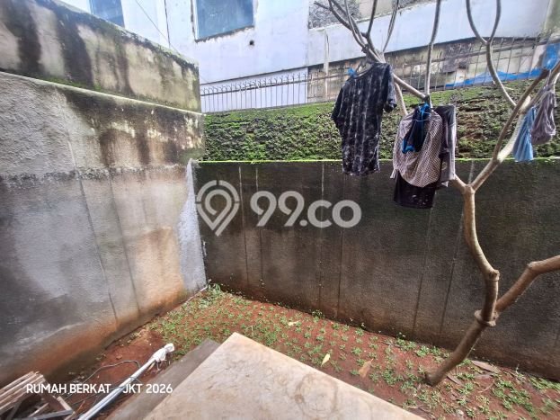 Jual Rumah Luas Elegan Dengan View Eksklusif di Ampera, Jakarta Selatan Jual Rumah Luas Elegan Dengan View Eksklusif di Ampera, Jakarta Selatan