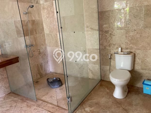 DIJUAL! Vila di Ubud, Luas 4640m2m², Posisi Premium DIJUAL! Vila di Ubud, Luas 4640m2m², Posisi Premium