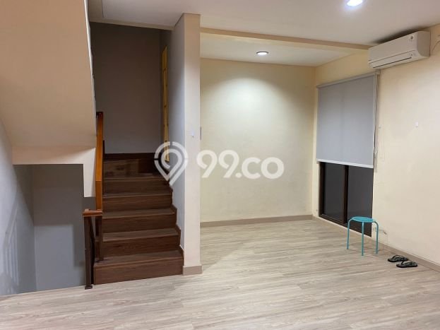 Rumah Luas Asri 4 KT Siap Pakai di BSD Green Wich Tangerang Rumah Luas Asri 4 KT Siap Pakai di BSD Green Wich Tangerang