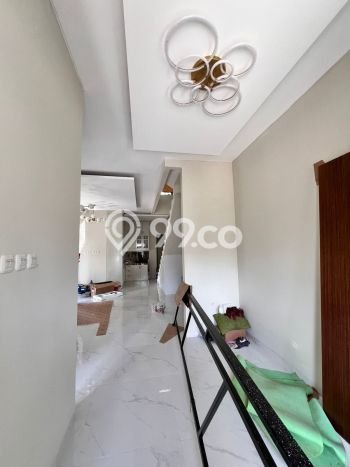 For Sale! Luxury House LT 145m2 Desain Modern di Villa Melati Mas For Sale! Luxury House LT 145m2 Desain Modern di Villa Melati Mas