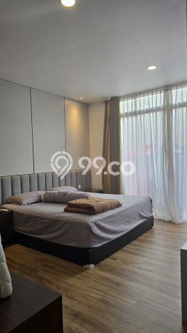 Jual Rumah Luas Megah Dengan View Eksklusif di Pluit, Jakarta Utara Jual Rumah Luas Megah Dengan View Eksklusif di Pluit, Jakarta Utara